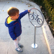 дизайнерска стойка за велосипеди Лолипоп